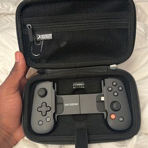 Backbone device for iPhone